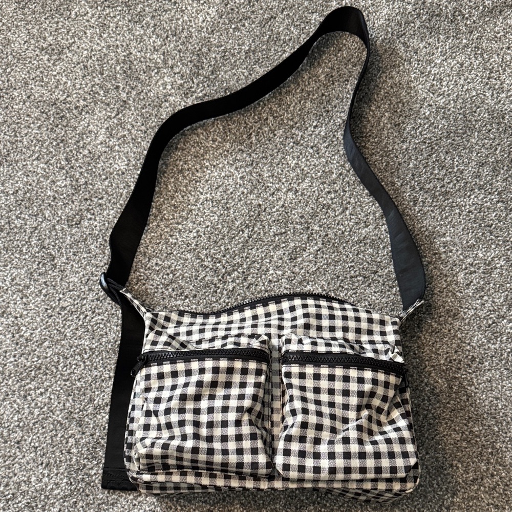 Baggu Black White Gingham Medium Cargo Crossbody Bag with Black Strap GUC